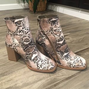 Square-toe faux snake skin booties